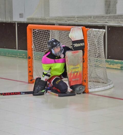 JUGADORA-HOCKEY-3