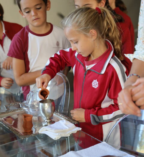 ESCUELA MONAQUILLOS